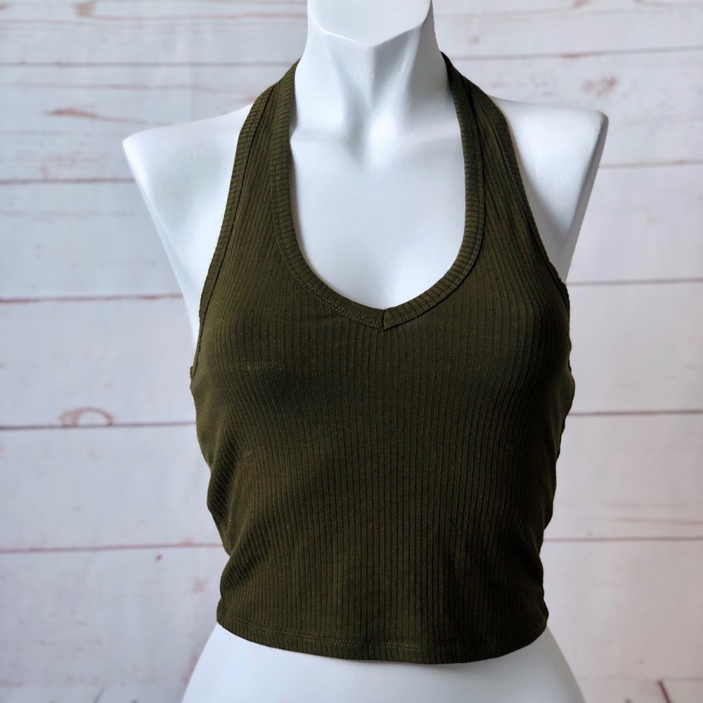 🌚🌘🌙New WOT Halter crop top green ribbed staple